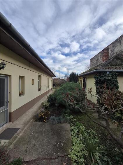 Oportunitate in Timisoara - 880mp teren - doua case - ideal locuinta - investit
