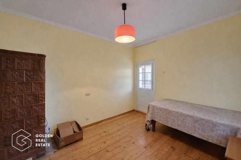Casa cu 2 corpuri de cladire, Lipova