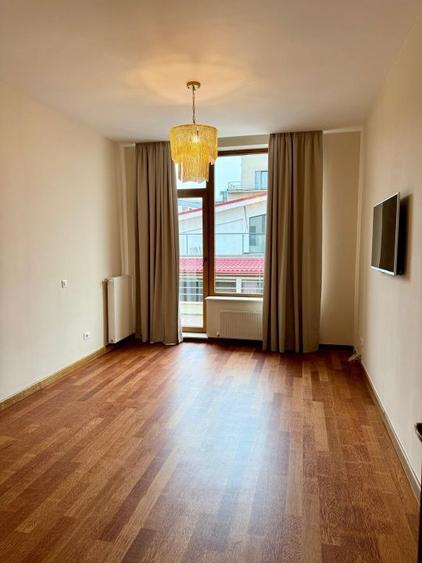Apartament premium de închiriat – Barbu Văcărescu - Vedere către lac