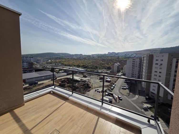 Apartament 3 camere, imobil nou, terasa 20 mp, zona Vivo-Metro