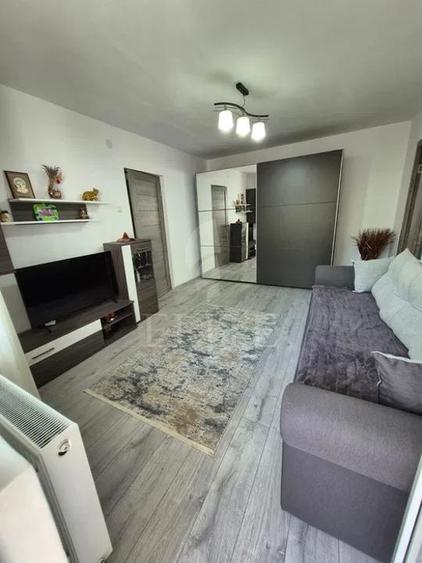 Apartament 3 camere în zona GRIGORE ALEXANDRESCU