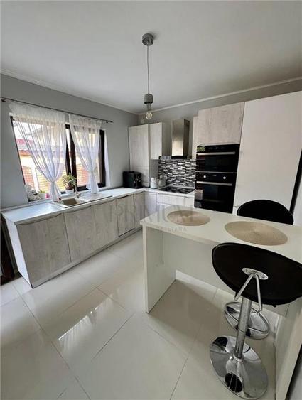 GIROC - CASA INDIVIDUALA - 5 CAMERE - ZONA EXCELENTA - TOATE UTILITATILE
