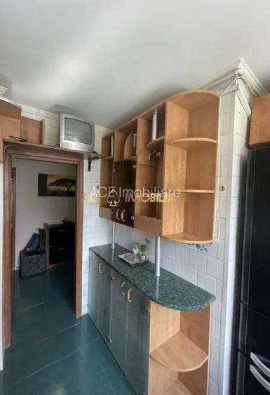 3 Camere de inchiriat | Militari | Centrala Proprie | Metrou