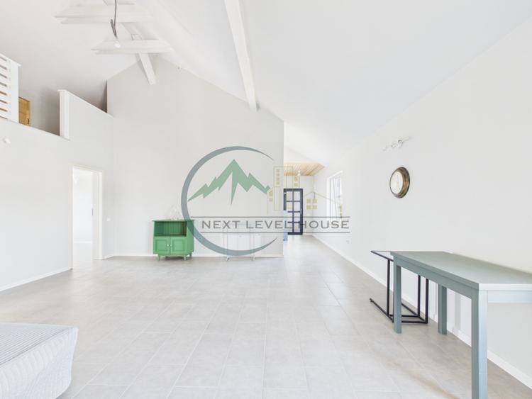3 Apartamente de 3 camere, 2 bai, Sanpetru Central