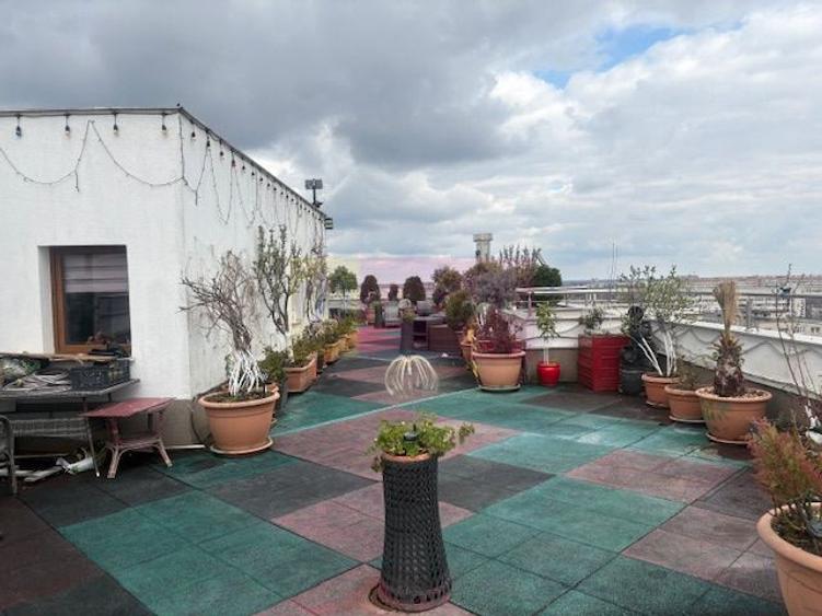 APARTAMENT PENTHOUSE TITAN CU INTIMITATEA SI CONFORTUL UNEI CASE!