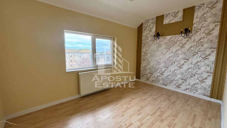 Apartamentul cu 2 camere +pod de vanzare in zona Dambovita, Timisoara
