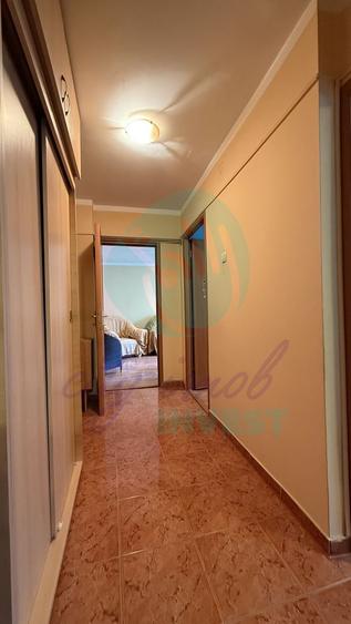 3 camere - Magazinul Obor
