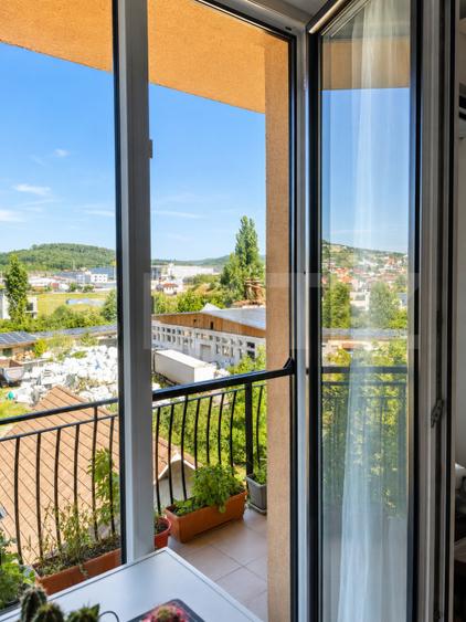 Apartament 3 camere, 75 mp, 2 balcoane