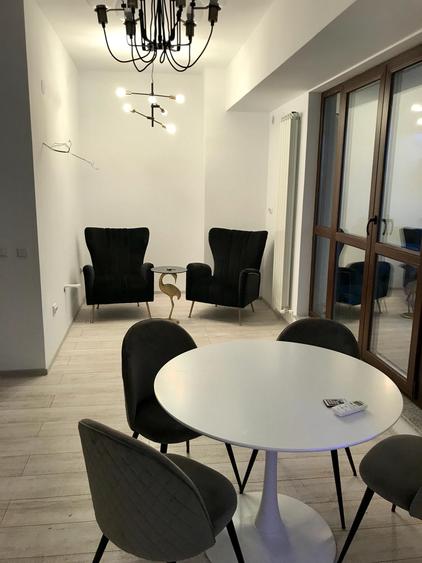 Apartament 3 camere de vanzare Pacurari