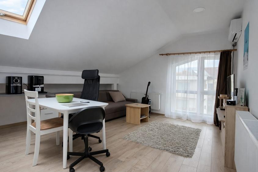 De vânzare | Apartament 3 camere | Parcare inclusă | Bună Ziua