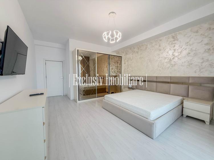 Apartament Superb 4 camere 130 mp cu Vedere Frontala la Mare si Parcare Privata