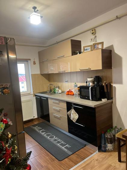 Apartament situat la mansarda Bradet 3 dormitoare Pret 77.000eur neg