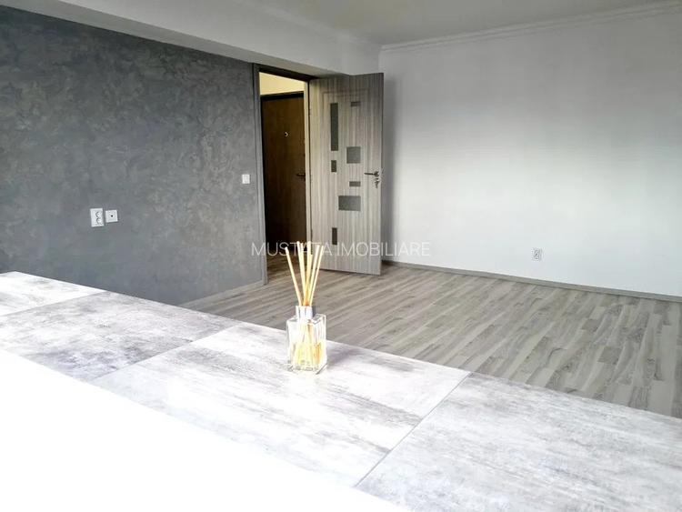 - Apartament 1 camera, Renovat 2024, , Buzaului la B-uri, bloc mixt - 2