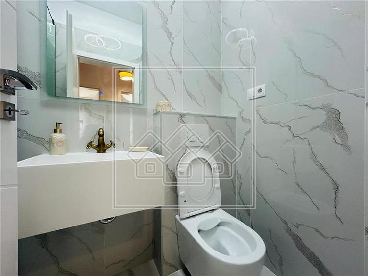 Ap la prima inchiriere, cu 3 camere, balcon, parcare subterana