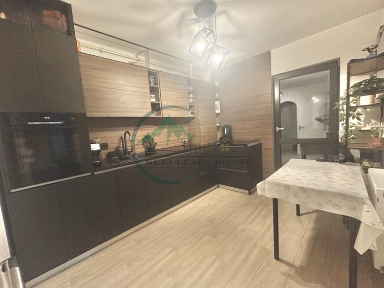 Apartament 3 camere, terasa generoasa
