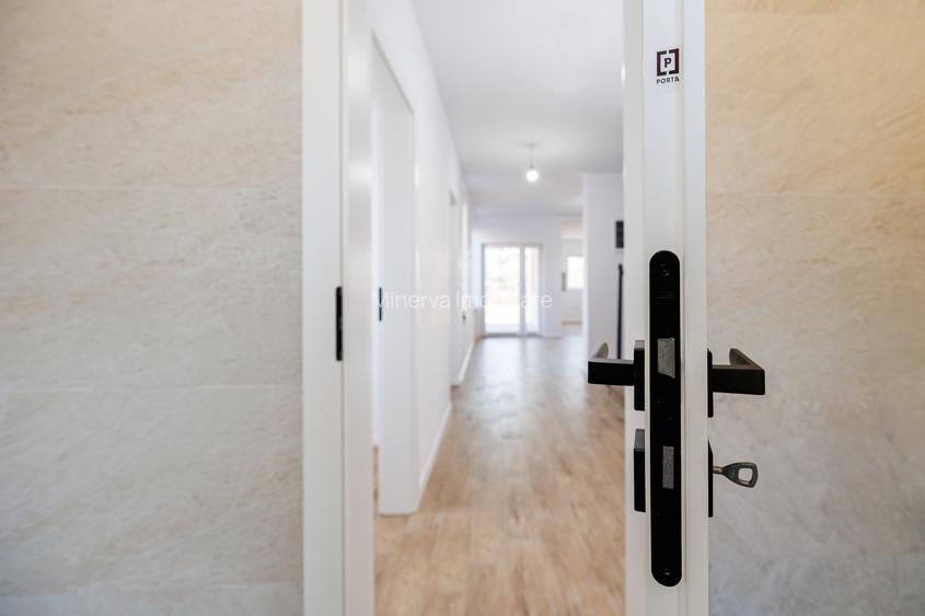 Duplex P+E în Moșnița Nouă, 3 dormitoare, 3 bai, teren 403 mp. Comision 0%