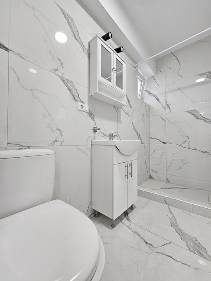 Apartament luminos cu 2 dormitoare si parcare privata