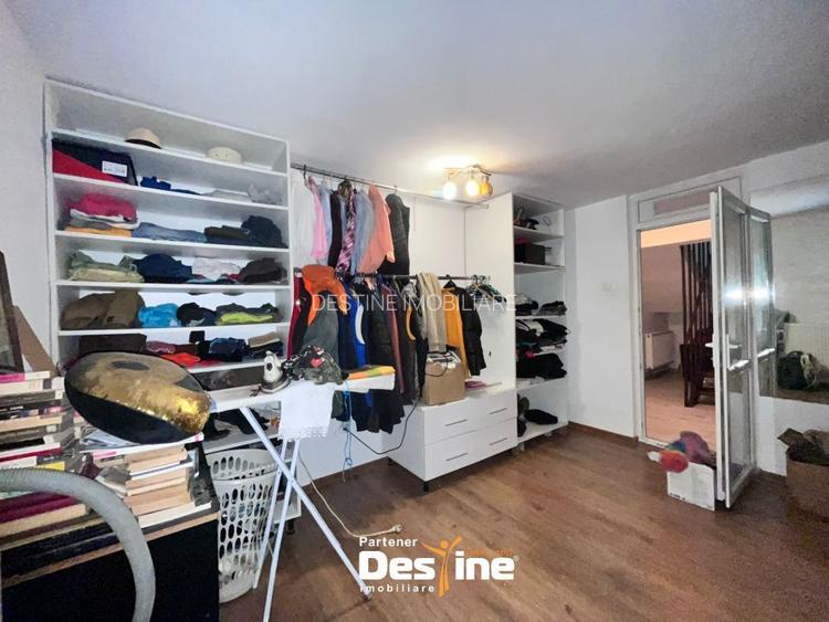 Apartament individual 4 camere 110 mp în Vilă + 167mp CURTE - BUCIUM