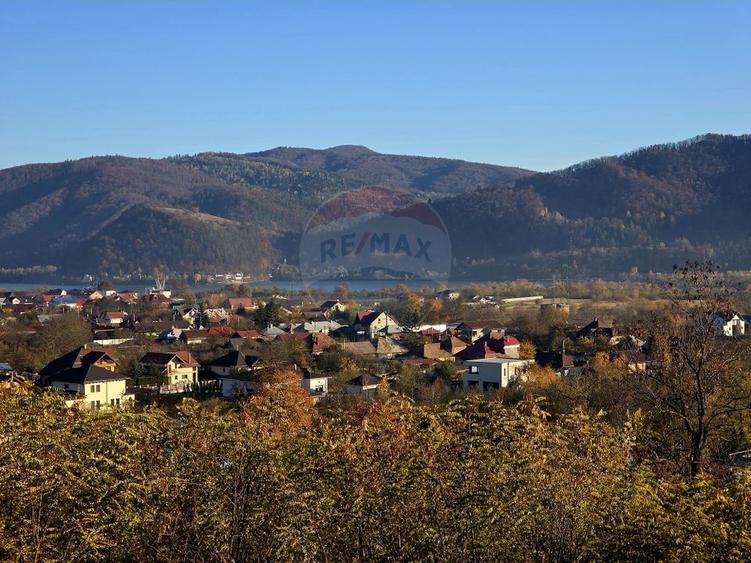 Teren 6,874mp Alexandru cel Bun / Strada plopusor