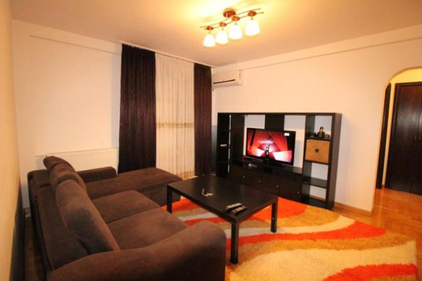 Inchiriere apartament 3 camere|Universitate|Armeneasca