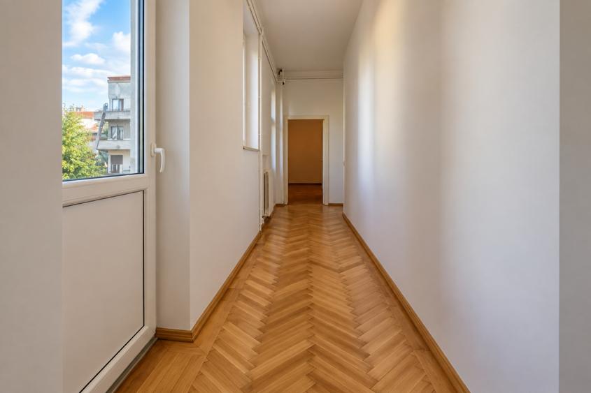 Eminescu - Polona, 4 camere, 144 mp, spatiu office.