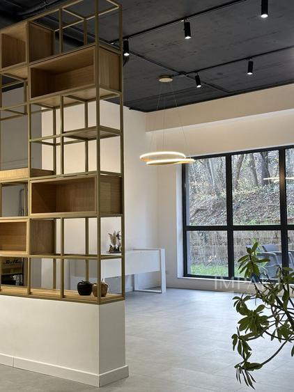 Vanzare spatiu de birouri/comercial, ultrafinisat cu panorama superba!
