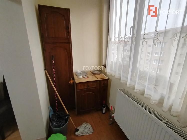Apartament cu 3 camere de inchiriat in zona Soarelui - 12