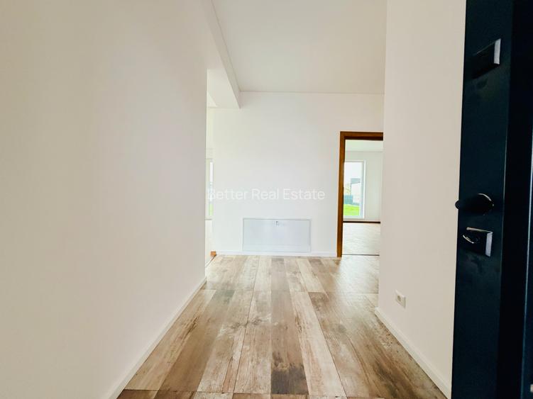 Casă modernă de vânzare individuală | 4 camere | Ansamblu -teren 476 mp | Asfalt - 5