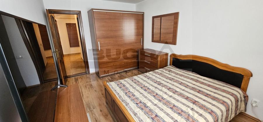 Apartament de 2 camere, decomandat, 73mp, parcare, zona Trifoiului