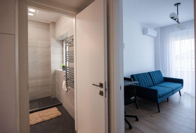 3 camere de vanzare Bulevardul Aviatorilor