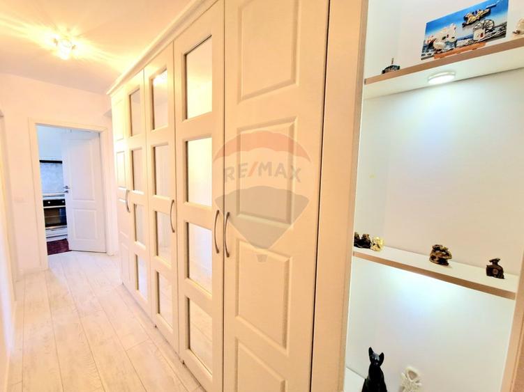 Apartament cu 2 camere de închiriat în zona Titan