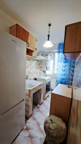 De vanzare Apartament 3 camere Targu Jiu - 9
