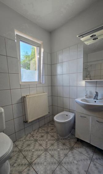 Otopeni  Casa P+M/ teren 878 mp gradina matura