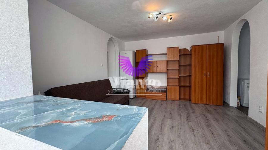 Apartament 3 camere mobilat prima inchiriere Hipodrom I-Luptei