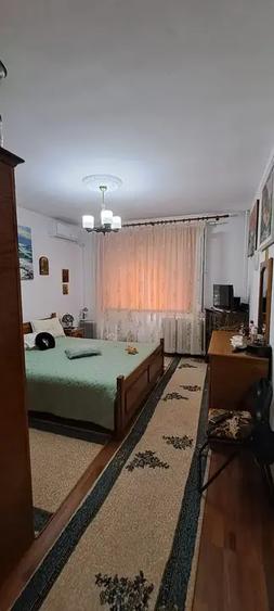 IULIU MANIU GORJULUI DEZROBIRII 4 CAMERE BLOC 1970