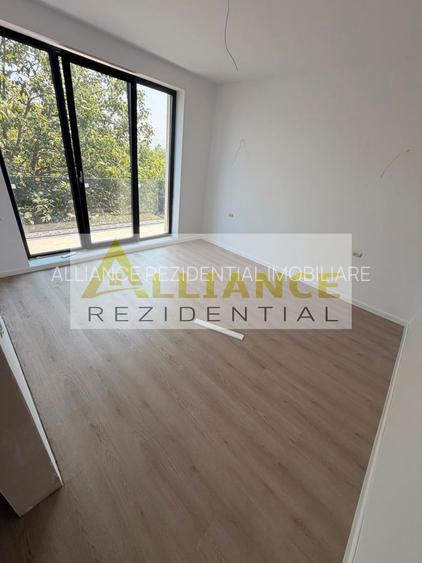 Casa Tip Duplex P+1+M - 5 camere - 4 bai 180 MPU - Teren - 190 MP