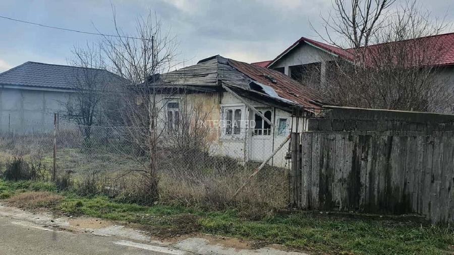 Constructii rezidentiale - 316mp + Teren - 810 MP, Suraia - 5