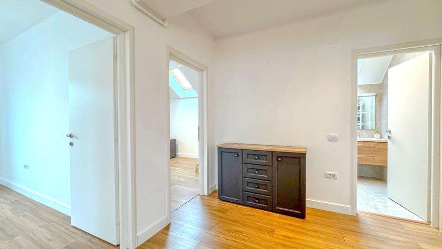 Penthouse, 83 mp utili, terasa 150 mp, Gemenii
