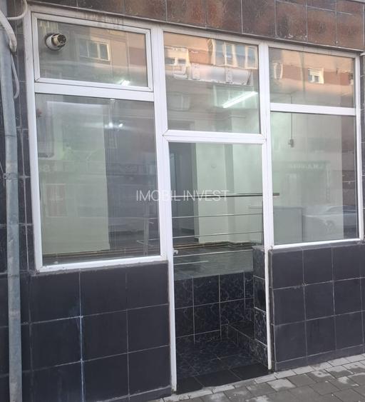 Spațiu comercial, 35 mp, compartimentare practică, zona Cetate - 3