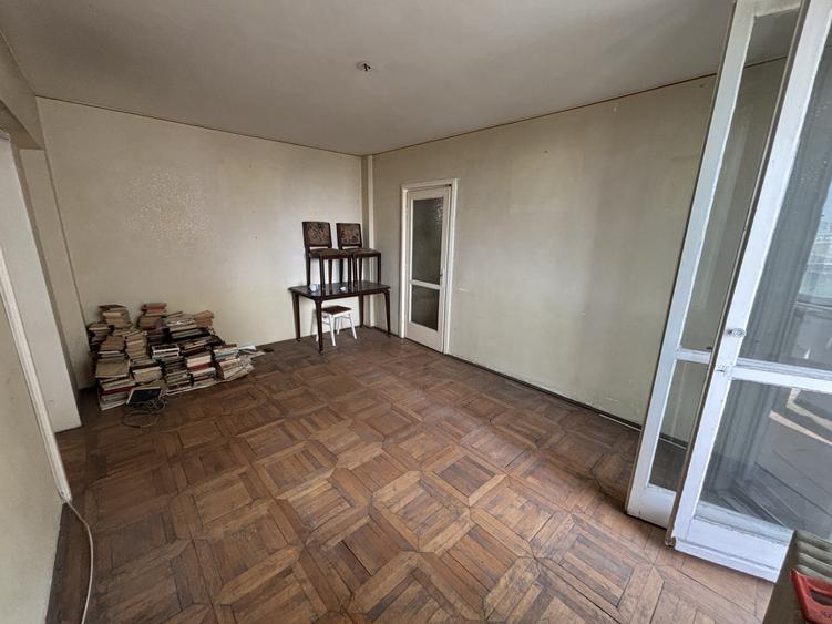 2 Camere vis-a-vis Gara de Nord - Bd. Dinicu Golescu