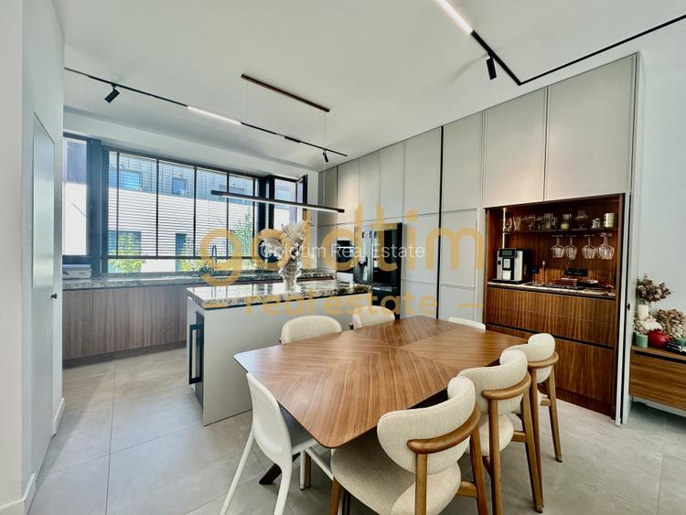 TOWNHOUSE/AVALON/6 CAMERE/PORSCHE PIPERA/PET FRIENDLY/2 PARCARI/ROND OMV - 2
