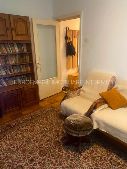 Apartament 2 camere de vanzare zona KM 4-5 - 7