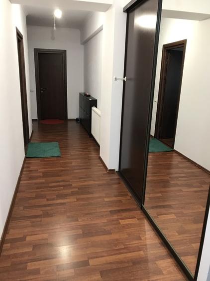 APARTAMENT PREMIUM, MOBILAT, CU PRIVELISTE SUPERBA LA PARC SI LAC!