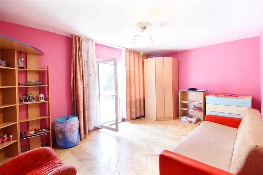 Apartament 3 camere decomandate, etaj 2, parcare, Zorilor