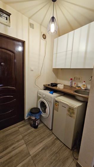 Garsonieră zona Buziașului de închiriat