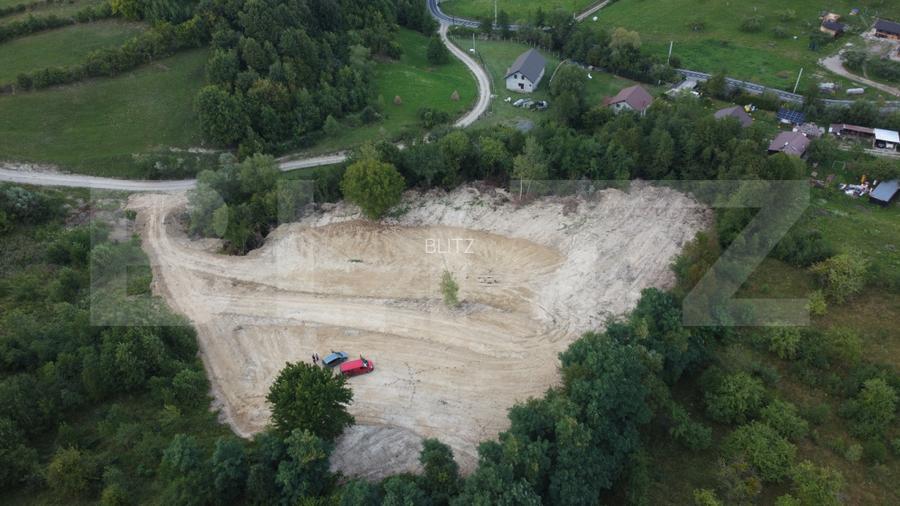 Teren extravilan, 12050 mp, la doar 19 km de orasul Bistrita - 2