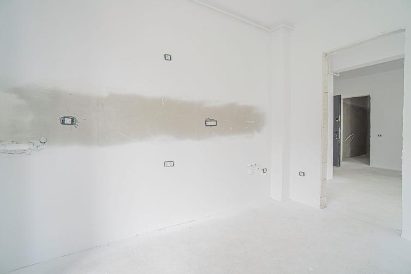 Tomis Nord - Vanzare apartament decomandat cu 3 camere, bloc nou.