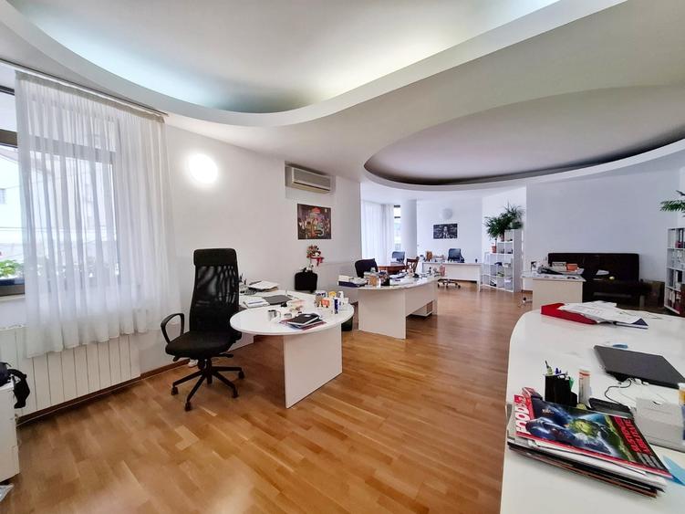 Apartament pe tot etajul - Cartierul Primaverii