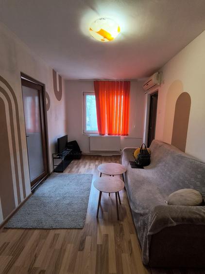 CIRESICA 2 CAMERE SEMI , GAZE 32 MP PRET 75000 EURO