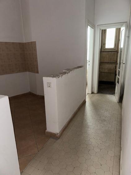 ARMENEASCA - Carol 4 camere 120 mp utili parter cu curte